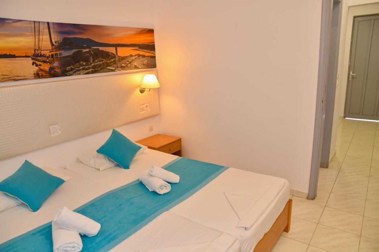 Blue Nest Hotel Tigkaki  Exterior photo