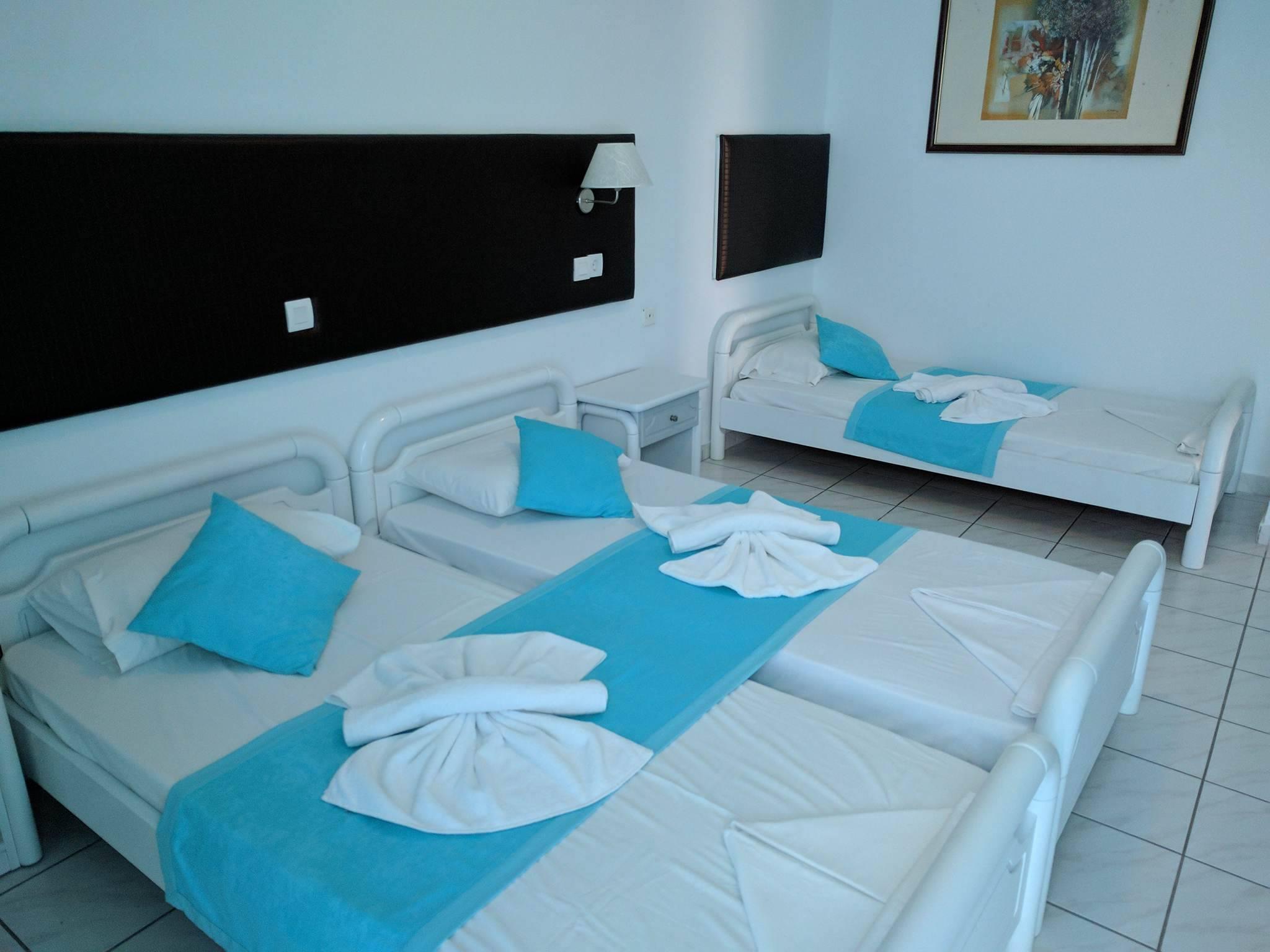 Blue Nest Hotel Tigkaki  Exterior photo