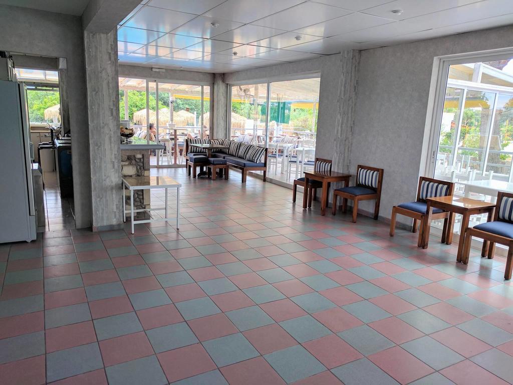 Blue Nest Hotel Tigkaki  Exterior photo
